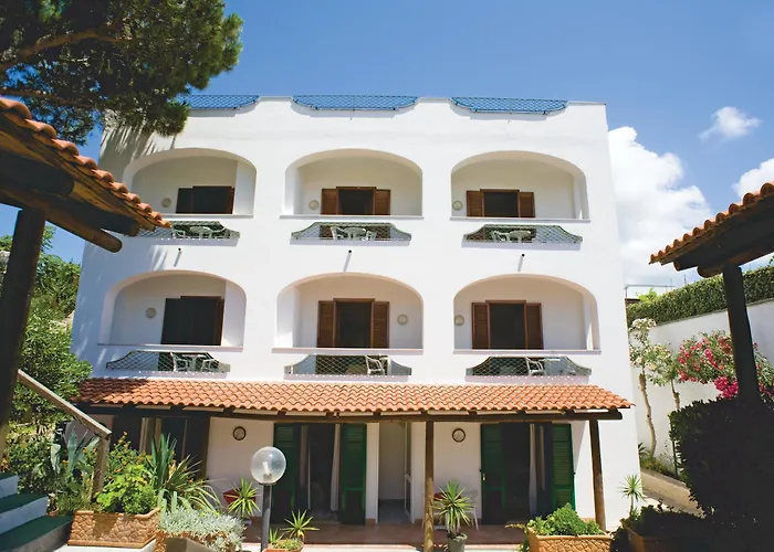 Al Bosco Hotell